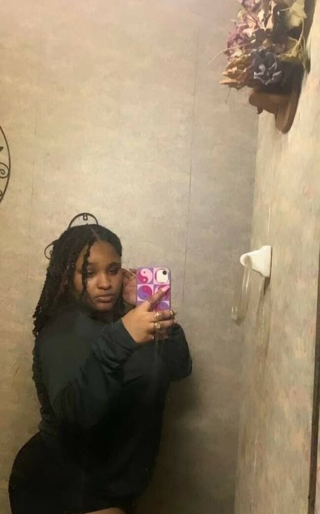 Jasmine hiil pretty actress image