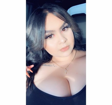 Valerie Magallanes beautiful actress img