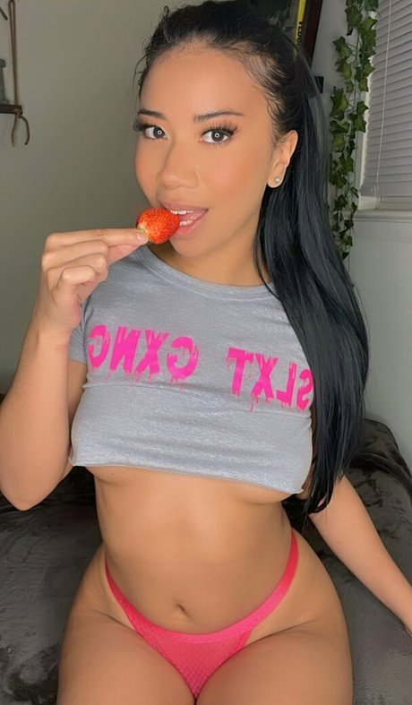 Ameena Green model porn photos