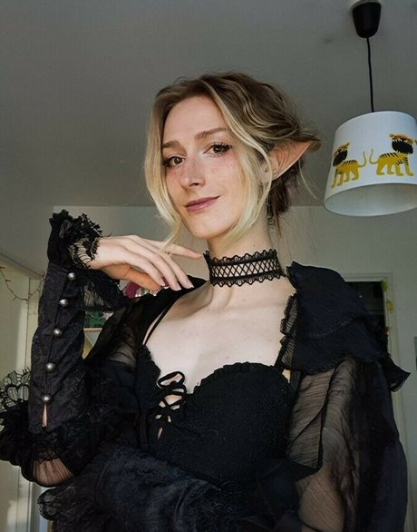 Fairyruuu pornstar sexy photos