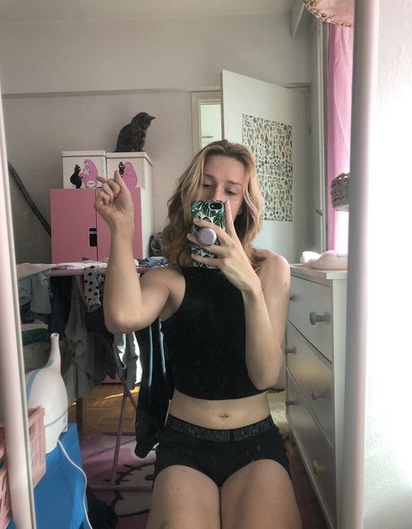 Fairyruuu model exclusive picture