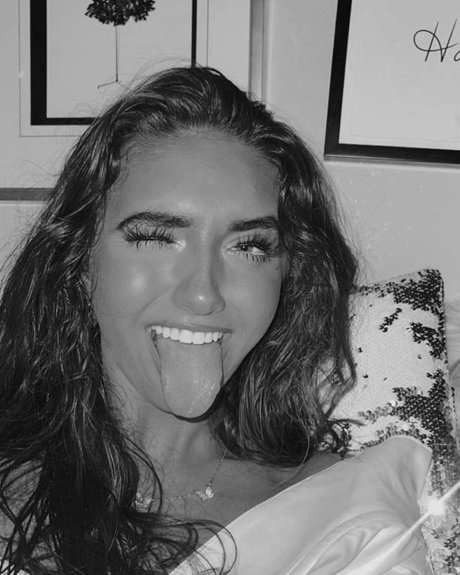 Iamjordi pornstar top image