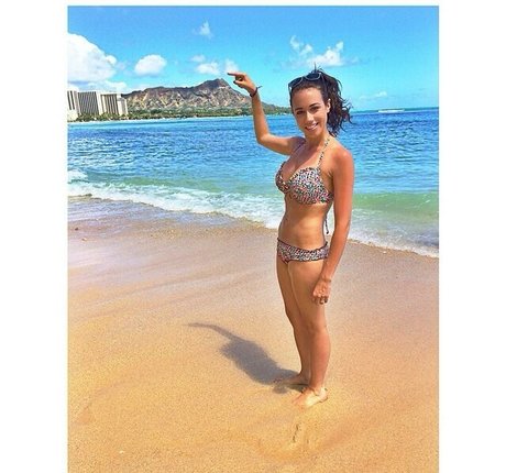 Colleen Ballinger hd actress pictures