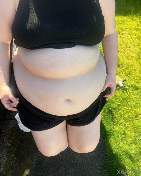 xoxorjx model hd pics