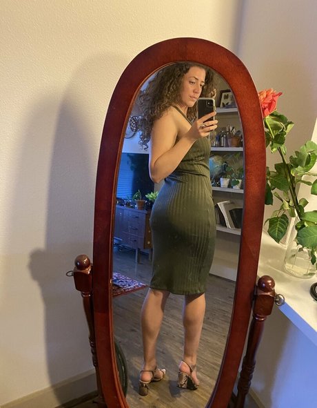 nicolequinn porn star pics