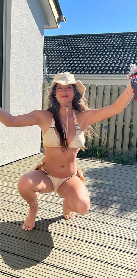 Delaina Kilduff nudes model photos