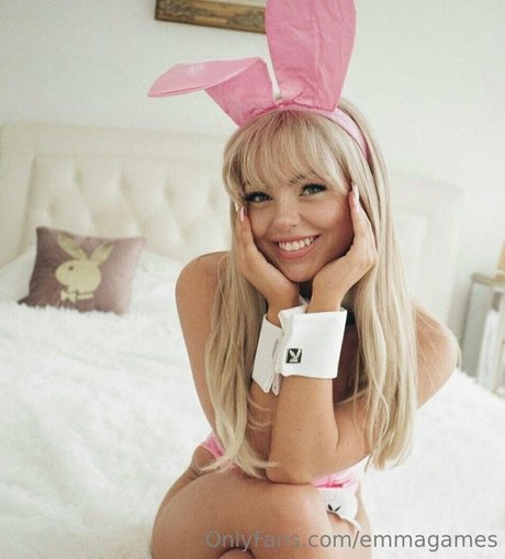 emmagames hot actress gallery