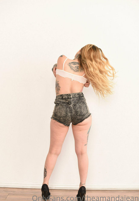 Theamandajean star top image