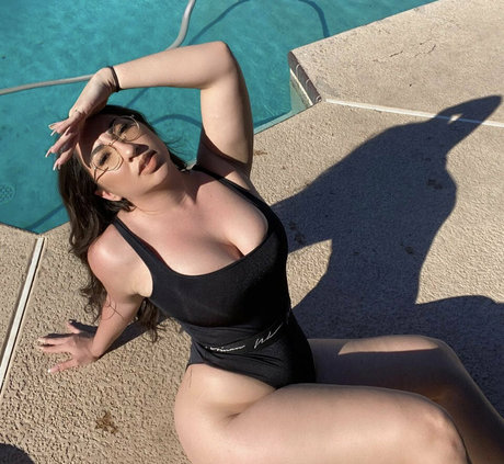 bellabottoms69 best actress pictures