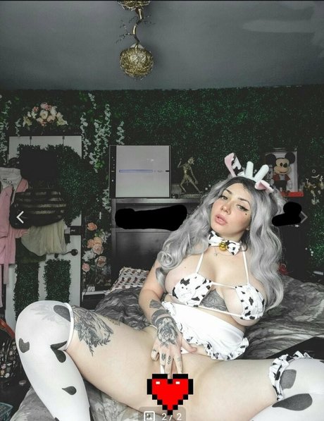 leezalushfree sexy star photos