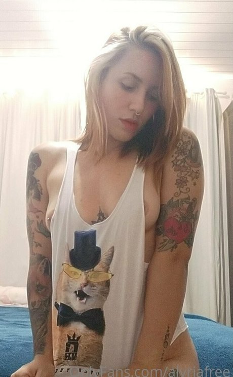 alyriafree star sexy photos