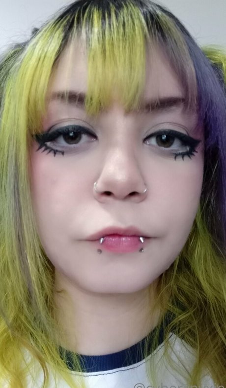 cyber nyxie sexy model picture