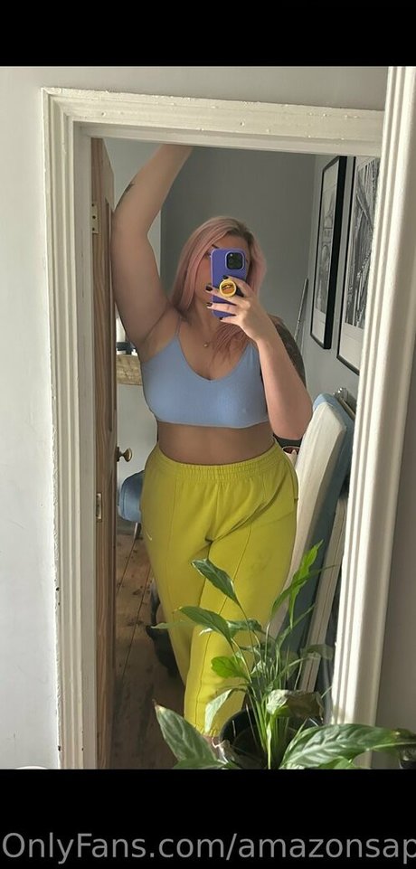 amazonsapphirestone star naked gallery