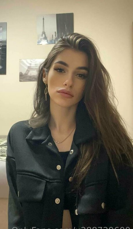 annie minor Profile pic