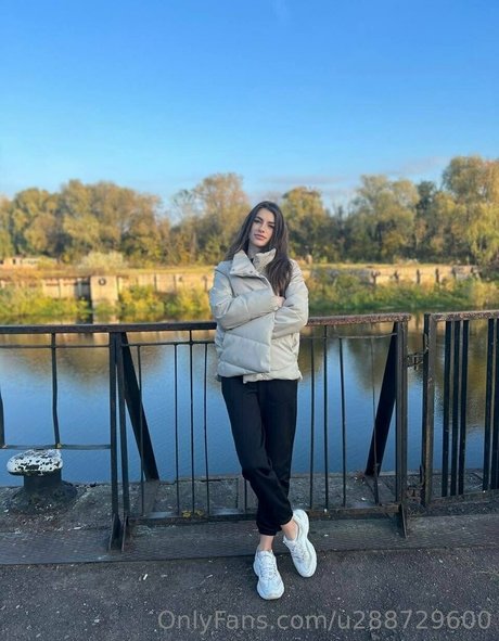 annie minor top actress pictures