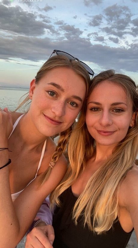 Tarah Kayne beautiful model photo