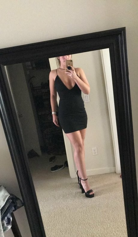 Emma Dahline model art archive