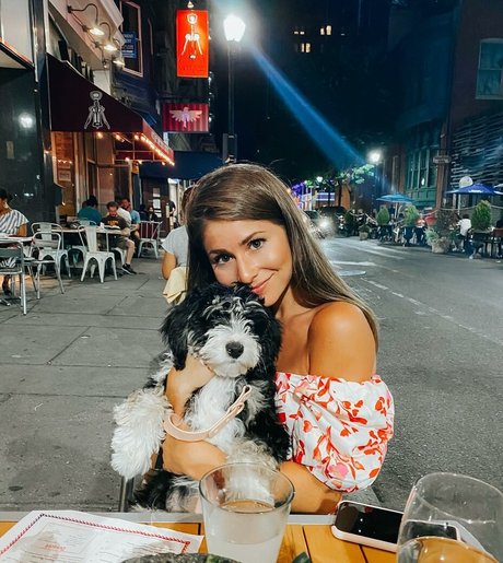 Hailey Lower Profile pic