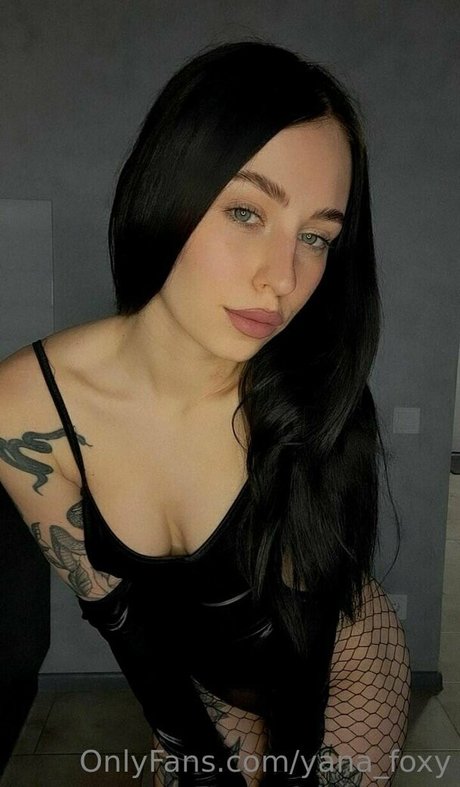 yanafoxy free perfect actress images