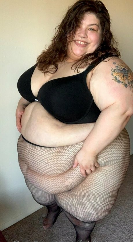 fat topanga top actress gallery