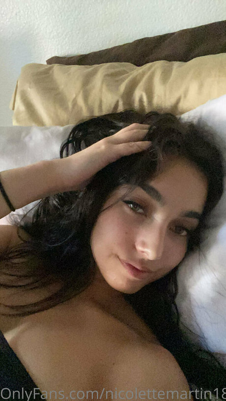 Lilibaby18 pornographic star img