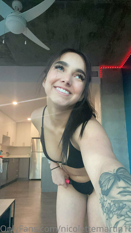 Lilibaby18 model xxx pic