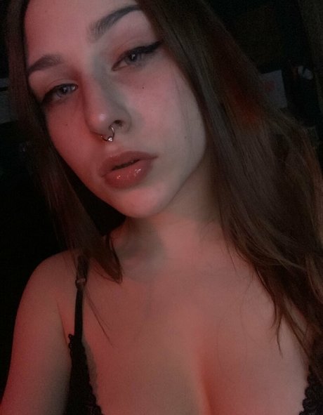 rottenbxby erotic actress picture