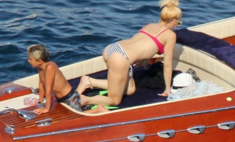 Gwen Stefani nudes star images