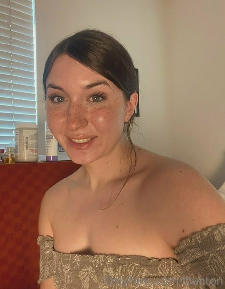 LBanton model high quality pics