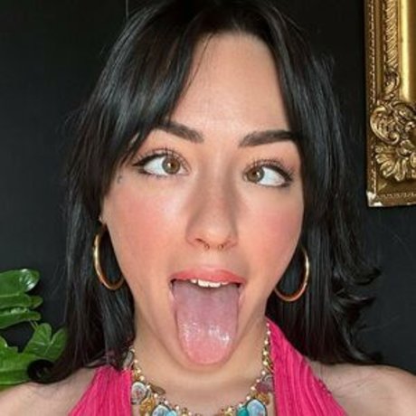 Ephie May star nude image