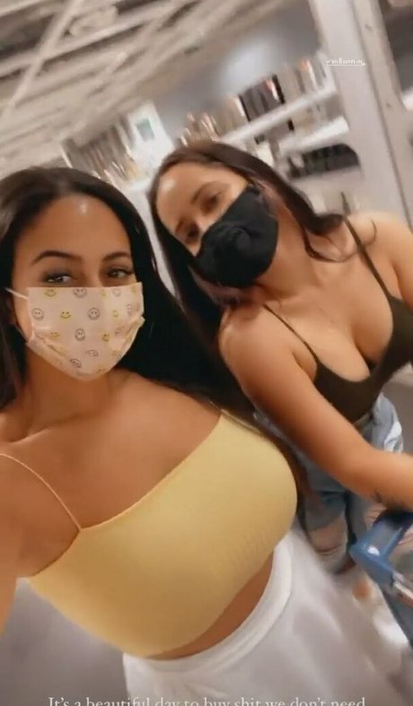 Bienbelle xxx pornstar pic