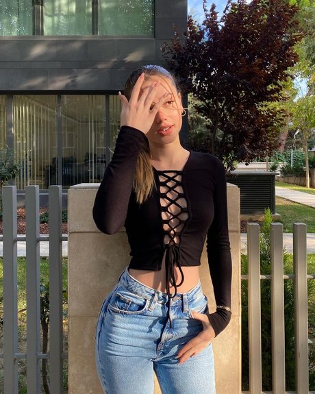 Melike Saygin pornstar high quality photo