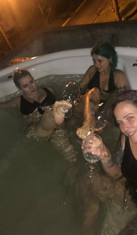 Agnees Monteiro porn model pics