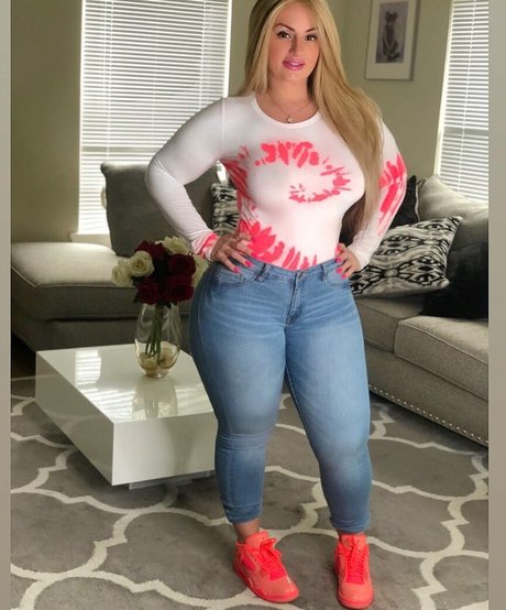 Ivoryyyyy pornstar hot gallery