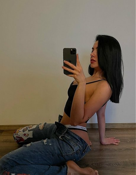 Rileysim88 art actress image