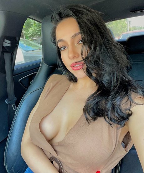 Rileysim88 star nude images