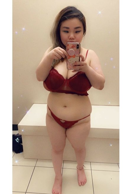 beach milf onlyfans pornographic pic