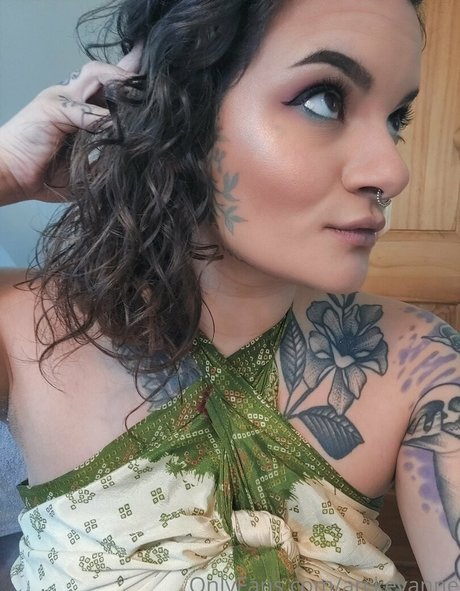 arckeyanne pornographic star gallery