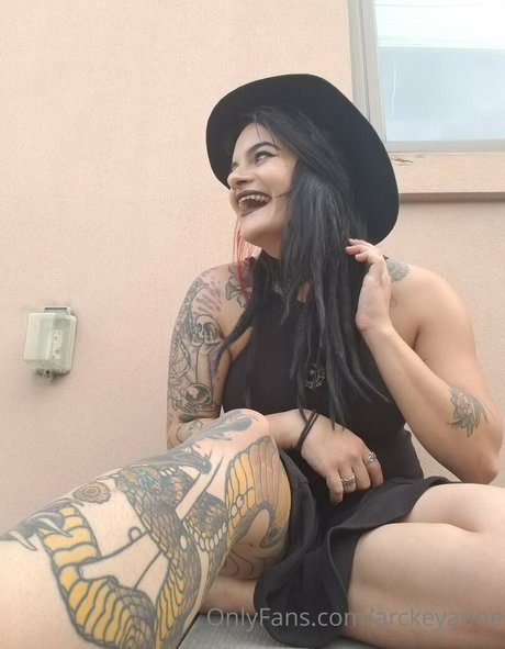 arckeyanne hd actress images