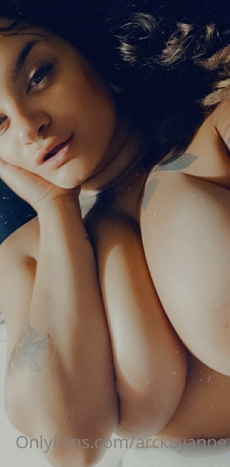 arckeyanne exclusive actress images