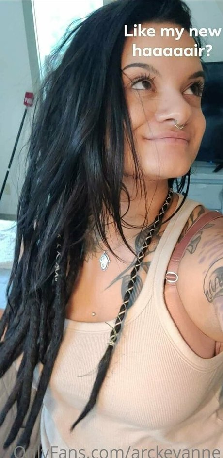 arckeyanne nude pornstar pics