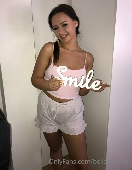 bellalittlefree22 actress pictures