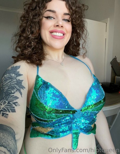 hiptqueen model top picture