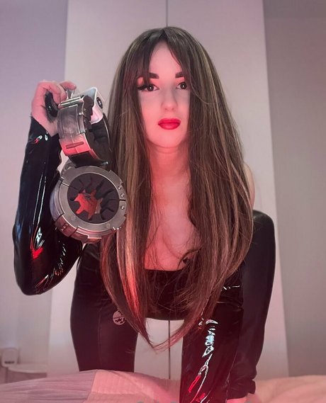 Femmeren pornstar hot gallery