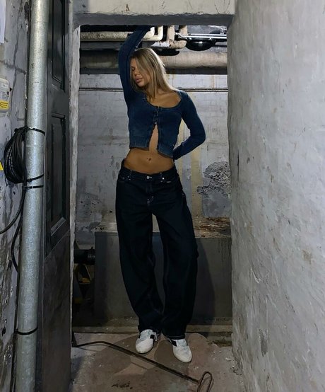 Linea Sindt free model photos