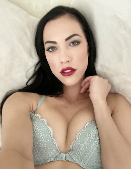 dianagracex exclusive model pics