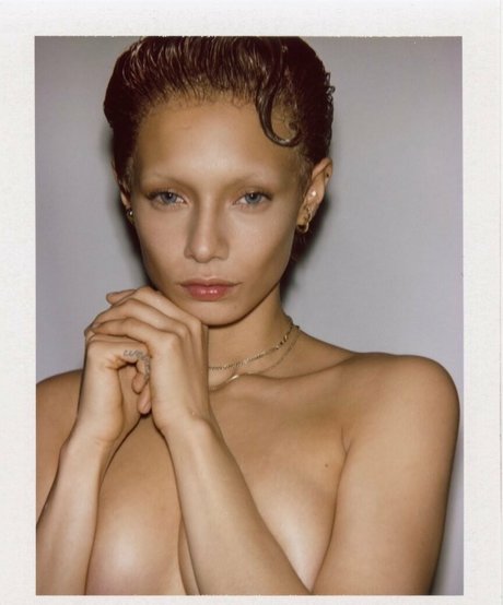 uglyworldwide model naked pics