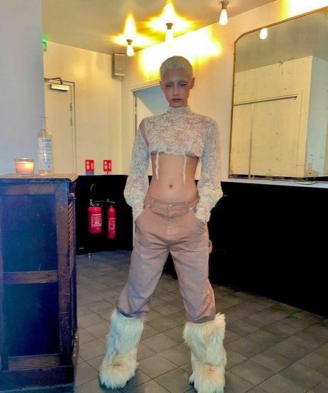 uglyworldwide model best photos