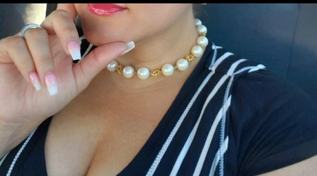 lizziesexifeet star erotic gallery