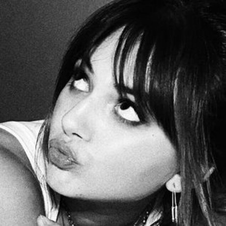 Emilia Jones nudes model pic